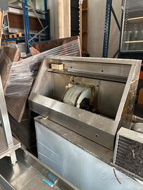 Cappa con motore e regolatore