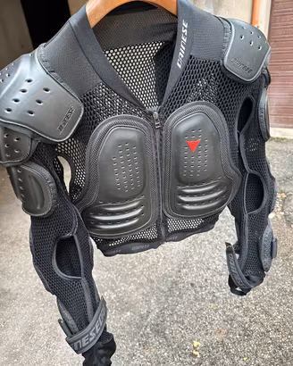 Pettorina Dainese nuova