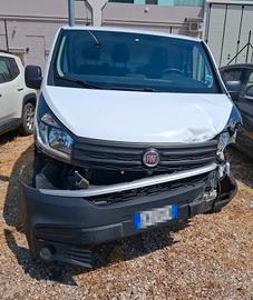 Fiat Talento incidentato 
