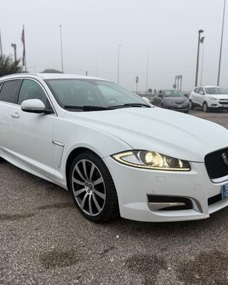 JAGUAR XF Sportbrake 2.2 D 200 CV Prem. Luxury