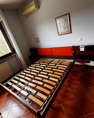 Letto matrimoniale in legno