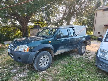 Nissan navara 