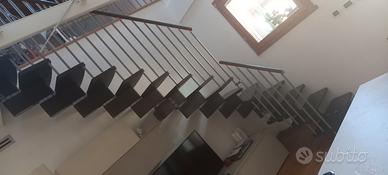 Scala interna marca Mobirolo