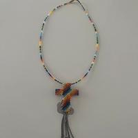 Collana a fantasia colorata