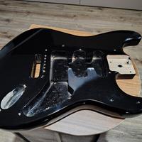 body Stratocaster nero