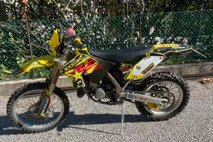 Suzuki rm 125