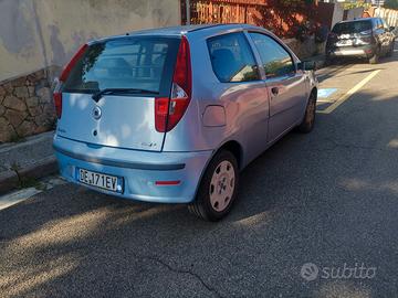 Punto multijet 16 diesel autocarro 4 posti