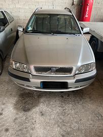 Ricambi usati volvo v40 sw 1.9 diesel d4192t4