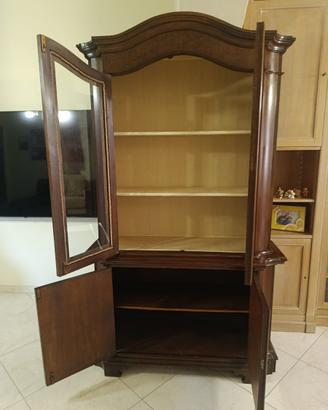 vetrina in legno