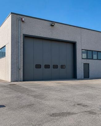 Capannone artigianale/ industriale