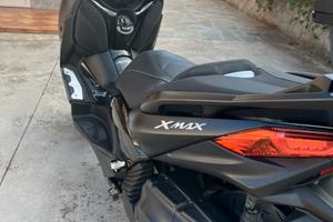 Yamaha Xmax 400cc