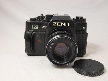 Reflex Zenit 122 con obiettivo Helios 58/2