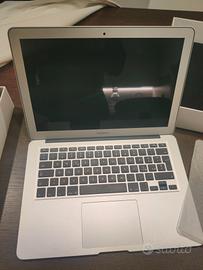 MacBook Air 13 model A1466 8/128gb