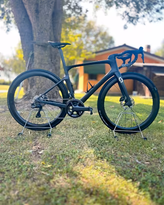 SCOTT Foil