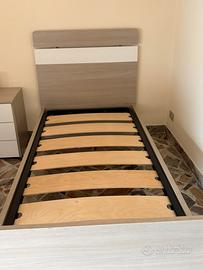 Letto singoko moderno come nuovo