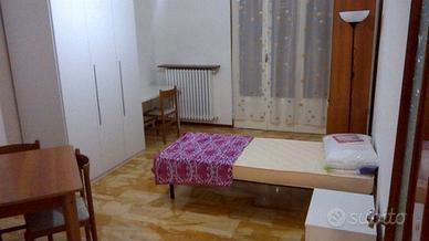 trilocale zona eurosia con 3 camere piu servizi