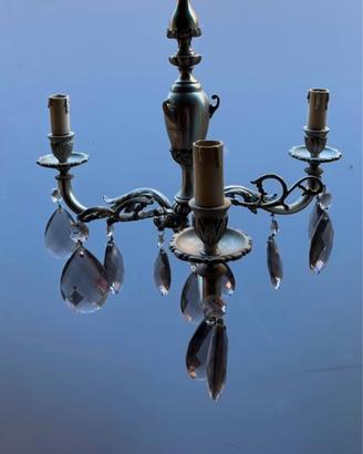 Lampadario vintage in ottone e gocce di vetro