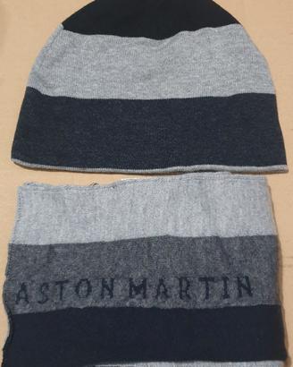 sciarpa e cappellino Aston Martin grigio 4/5 anni