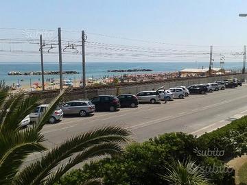 Appartamento fronte mare civitanova marche