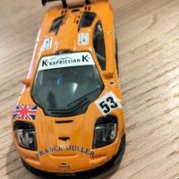 diorama modellino BMW 1:43