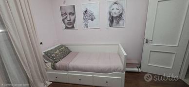 Cameretta IKEA completa letto scrivania librerie