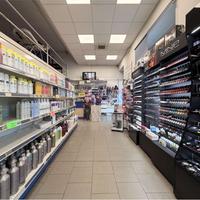 ATTIVITA' COMMERCIALE DI FORNITURE PER PARRUCCHIER