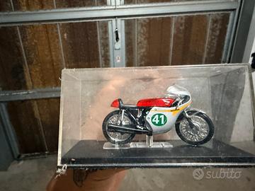 Modellini moto GP