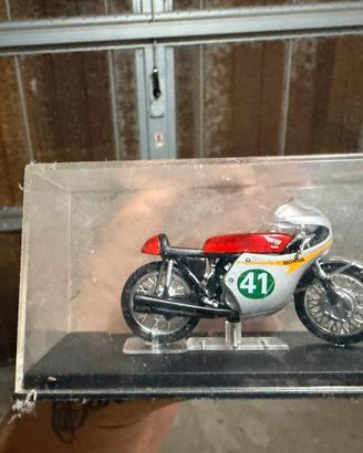 Modellini moto GP