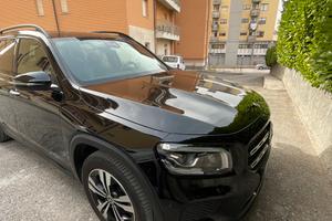 Mercedes GLB 200 Sport Plus 2021 gancio traino
