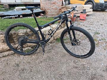 TREK Supercaliber 9.9 taglia M