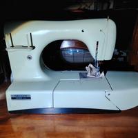 MACCHINA PER CUCIRE NECCHI MIRELLA VINTAGE