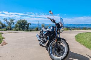Guzzi V7 IV Special 850 - 8000 km 