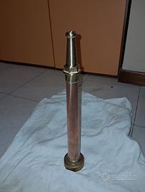 Lancia idrante vintage anni '70 per collezionisti