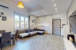 CASA SEMI-INDIPENDENTE RISTRUTTURATA CON GIARDINO!