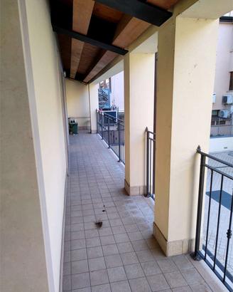 Spazioso Monolocale arredato centro paese