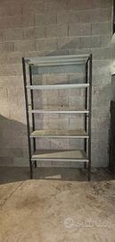 scaffale metallico