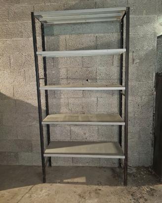 scaffale metallico