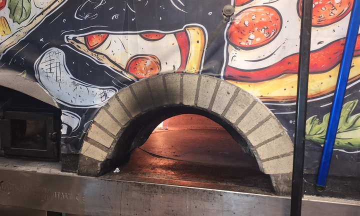 Attività pizzeria kebeb