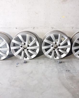 Cerchi in lega R16 originali Alfa Romeo Giulietta