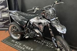 Yz125 Motard full carbon