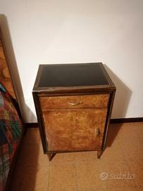 comodini anni 50