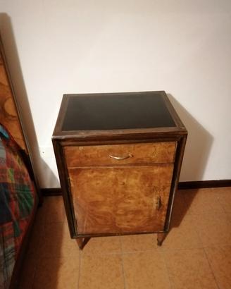 comodini anni 50