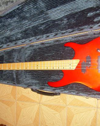 Basso elettrico Washburn MB-4 con custodia