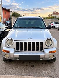 Jeep Cherokee 2.8 CRD Sport 4x4