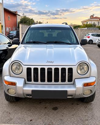 Jeep Cherokee 2.8 CRD Sport 4x4