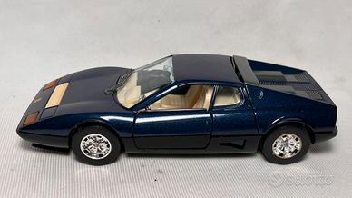 Burago 1/24 Ferrari BB512