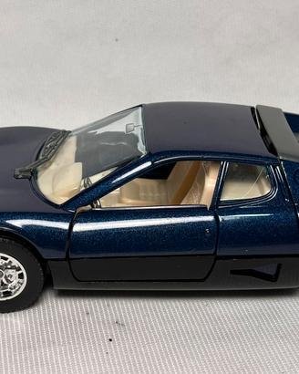 Burago 1/24 Ferrari BB512