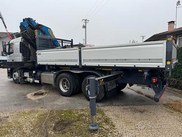 AUTOCARRO VOLVO 450 EURO 6 CON GRU E RIBALTABILE N