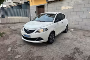 LANCIA Ypsilon 1.0 FireFly 5 porte S&S Hybrid Go