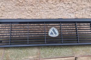 Mascherina anteriore Lancia Y 10